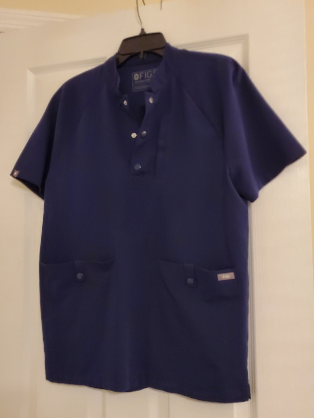 FIGS Men's Navy Blue Henley Scrub Top